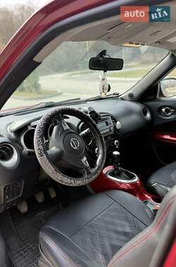 Внедорожник / Кроссовер Nissan Juke 2010 в 