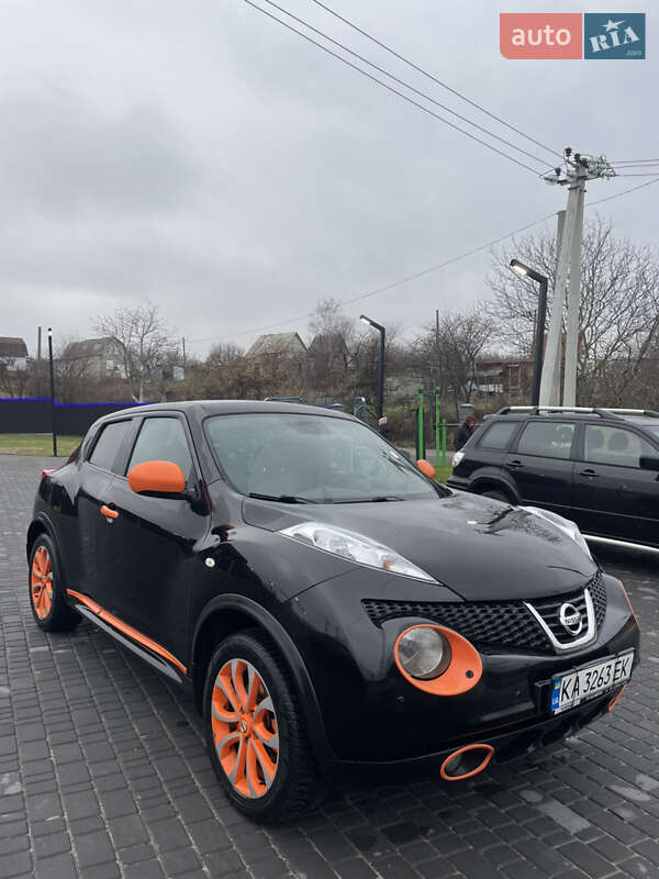 Внедорожник / Кроссовер Nissan Juke 2013 в Киеве
