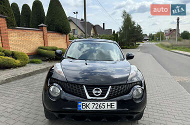 Внедорожник / Кроссовер Nissan Juke 2010 в Луцке
