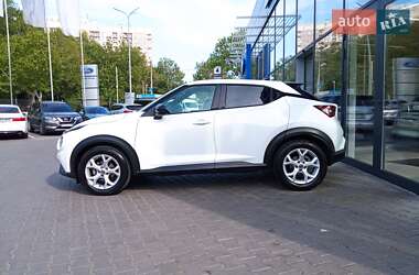 Позашляховик / Кросовер Nissan Juke 2021 в 