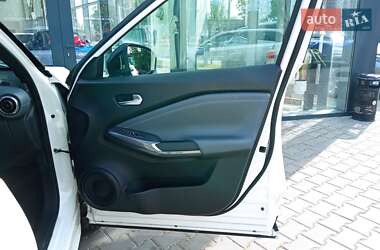 Позашляховик / Кросовер Nissan Juke 2021 в 