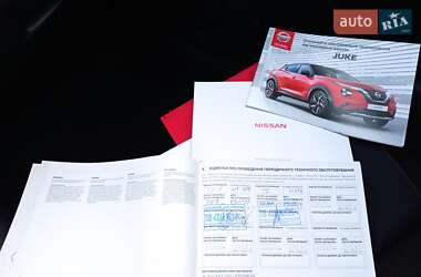 Позашляховик / Кросовер Nissan Juke 2021 в 