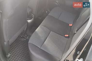 Внедорожник / Кроссовер Nissan Juke 2014 в 