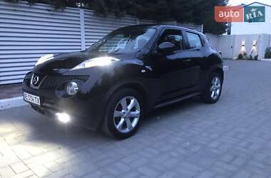 Внедорожник / Кроссовер Nissan Juke 2012 в 