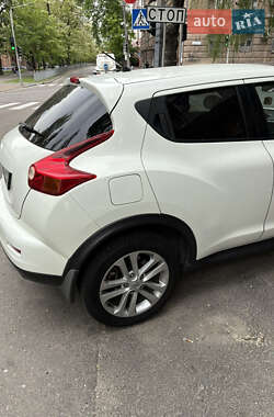 Внедорожник / Кроссовер Nissan Juke 2012 в 
