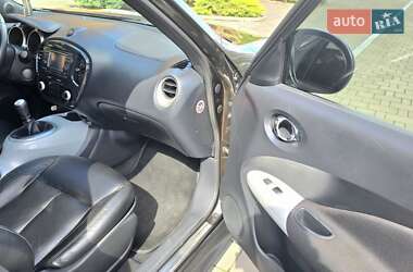Внедорожник / Кроссовер Nissan Juke 2012 в 