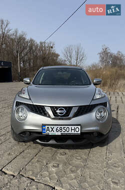 Внедорожник / Кроссовер Nissan Juke 2019 в 
