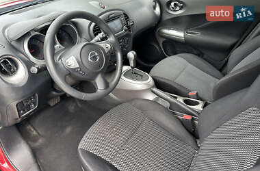 Позашляховик / Кросовер Nissan Juke 2015 в 