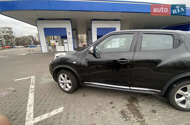 Внедорожник / Кроссовер Nissan Juke 2012 в 