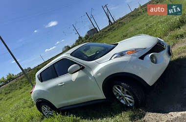 Внедорожник / Кроссовер Nissan Juke 2011 в 
