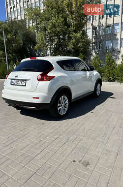 Внедорожник / Кроссовер Nissan Juke 2013 в 