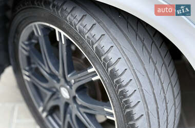 Внедорожник / Кроссовер Nissan Juke 2014 в 