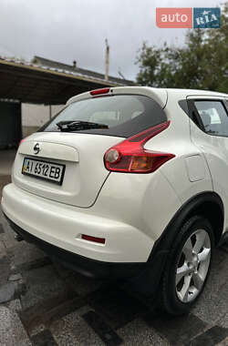 Позашляховик / Кросовер Nissan Juke 2012 в 