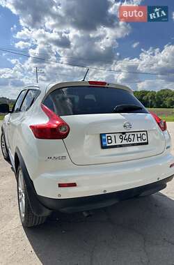 Внедорожник / Кроссовер Nissan Juke 2013 в 