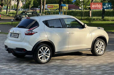 Внедорожник / Кроссовер Nissan Juke 2016 в 