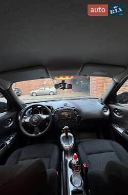 Внедорожник / Кроссовер Nissan Juke 2014 в 
