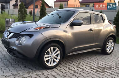 Позашляховик / Кросовер Nissan Juke 2015 в 