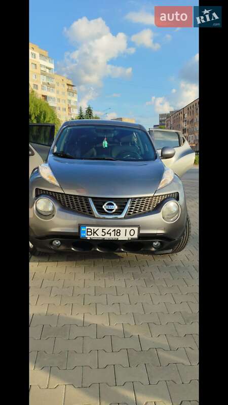 Внедорожник / Кроссовер Nissan Juke 2011 в Ровно фото 11 Внедорожник / Кроссовер Nissan Juke 2011 в Ровно
