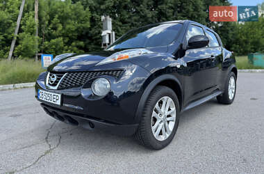 Внедорожник / Кроссовер Nissan Juke 2014 в 