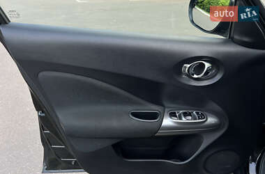 Внедорожник / Кроссовер Nissan Juke 2014 в 