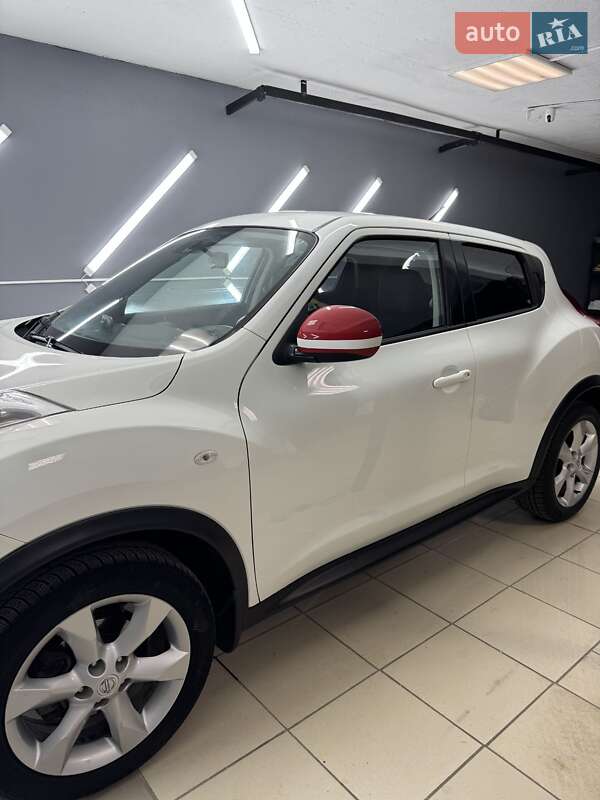 Внедорожник / Кроссовер Nissan Juke 2012 в Боярке