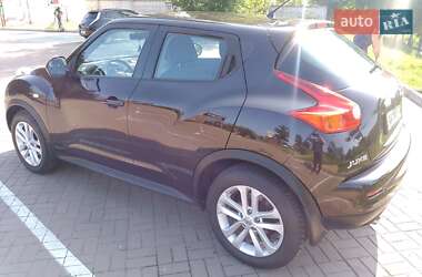 Внедорожник / Кроссовер Nissan Juke 2013 в 
