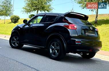 Позашляховик / Кросовер Nissan Juke 2011 в 