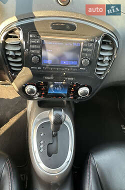 Позашляховик / Кросовер Nissan Juke 2011 в 