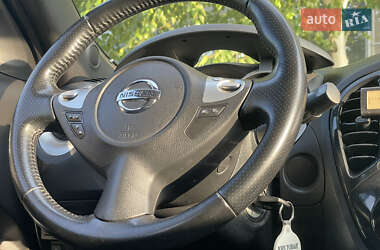 Внедорожник / Кроссовер Nissan Juke 2011 в 