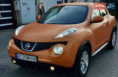 Внедорожник / Кроссовер Nissan Juke 2012 в 