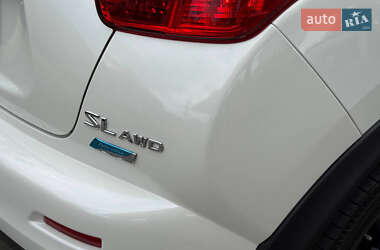 Внедорожник / Кроссовер Nissan Juke 2013 в 