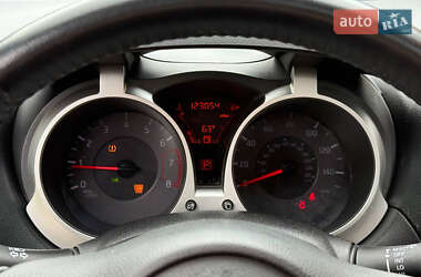 Внедорожник / Кроссовер Nissan Juke 2013 в 