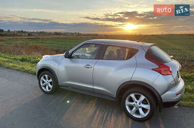 Внедорожник / Кроссовер Nissan Juke 2012 в Мостиске