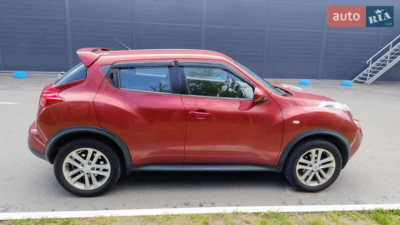 Позашляховик / Кросовер Nissan Juke 2013 в Києві