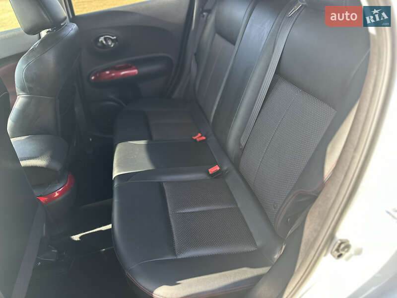 Внедорожник / Кроссовер Nissan Juke 2015 в Одессе