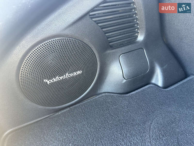 Внедорожник / Кроссовер Nissan Juke 2015 в Одессе