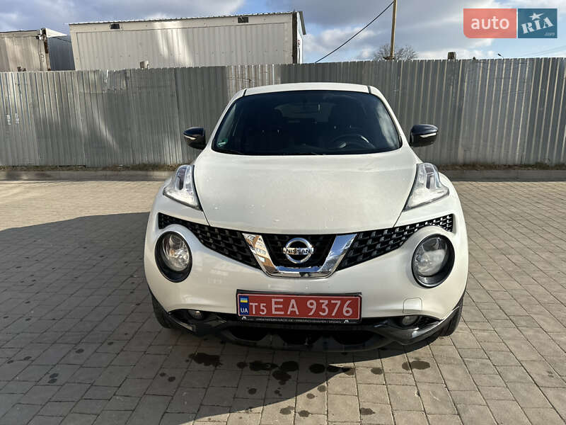 Позашляховик / Кросовер Nissan Juke 2015 в Дубні