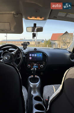 Позашляховик / Кросовер Nissan Juke 2012 в 