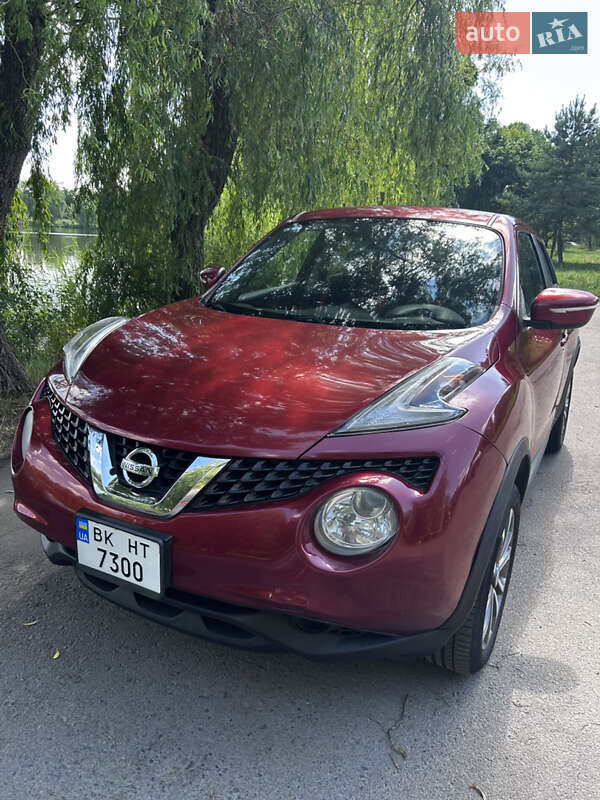 Позашляховик / Кросовер Nissan Juke 2016 в Рівному