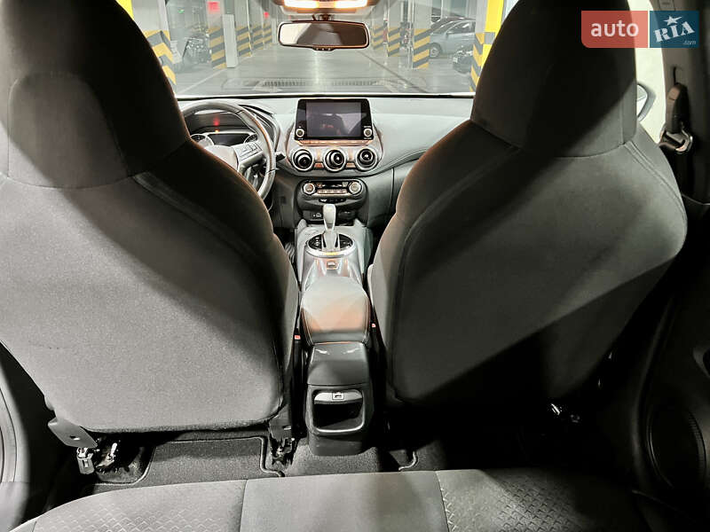 Внедорожник / Кроссовер Nissan Juke 2021 в Киеве