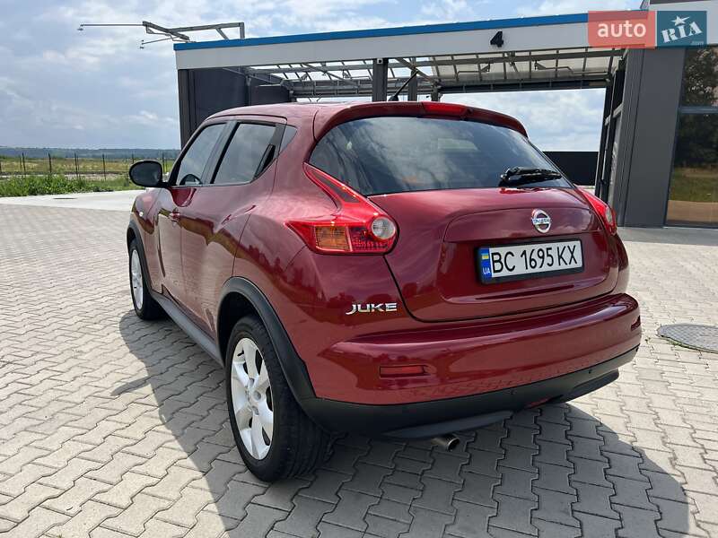 Позашляховик / Кросовер Nissan Juke 2013 в Жовкві