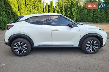 Внедорожник / Кроссовер Nissan Juke 2021 в 