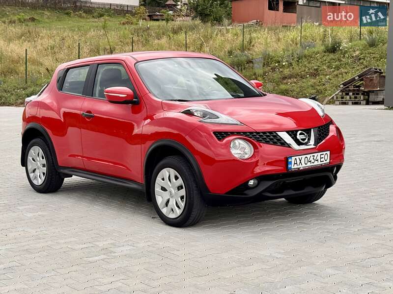 Позашляховик / Кросовер Nissan Juke 2016 в Чернівцях