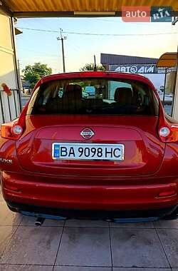 Позашляховик / Кросовер Nissan Juke 2012 в Гайвороні