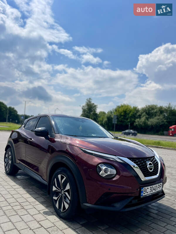 Позашляховик / Кросовер Nissan Juke 2022 в Львові