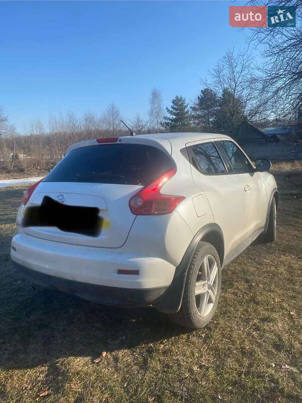 Внедорожник / Кроссовер Nissan Juke 2013 в Львове