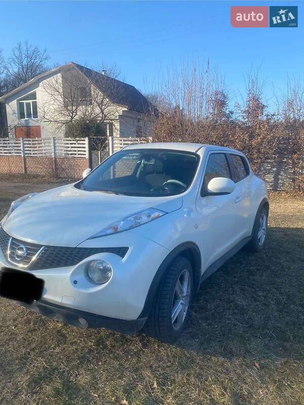 Внедорожник / Кроссовер Nissan Juke 2013 в Львове