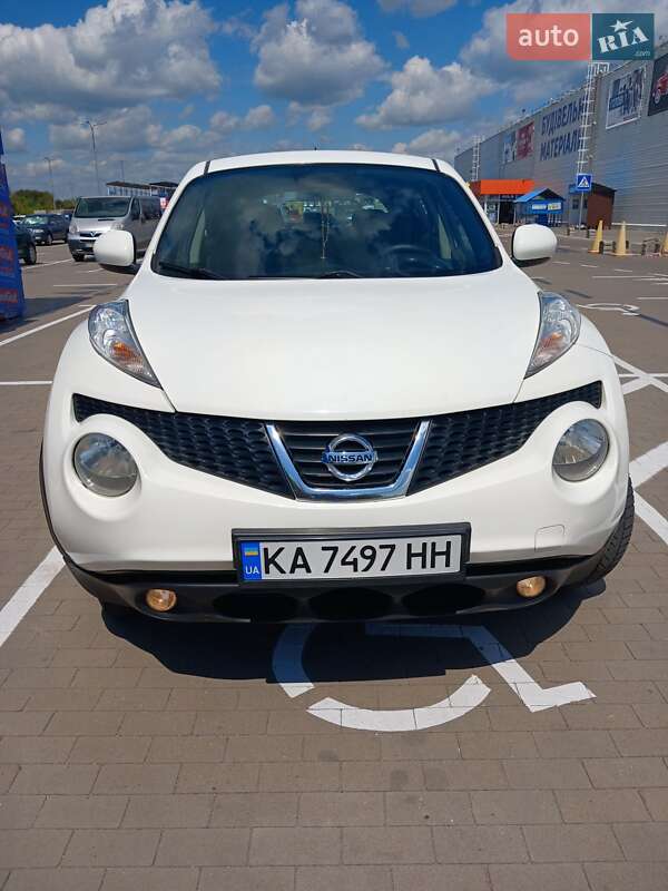 Внедорожник / Кроссовер Nissan Juke 2011 в Киеве