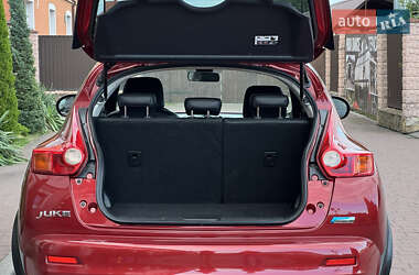 Внедорожник / Кроссовер Nissan Juke 2012 в 
