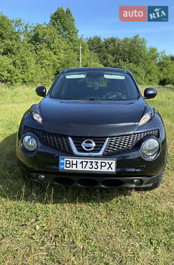 Внедорожник / Кроссовер Nissan Juke 2011 в Черноморске